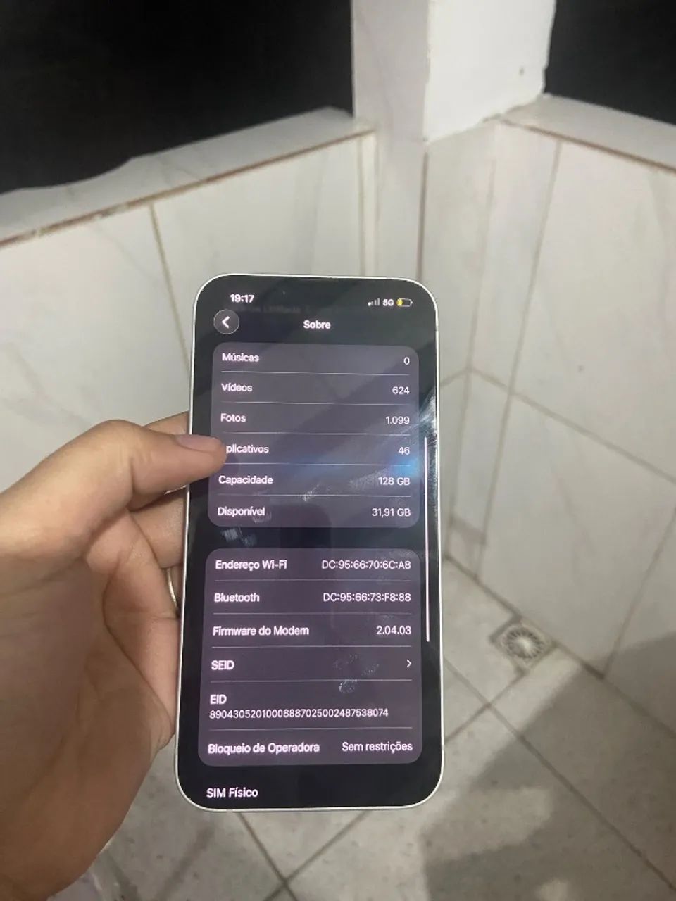 iPhone 16 E - Foto 4