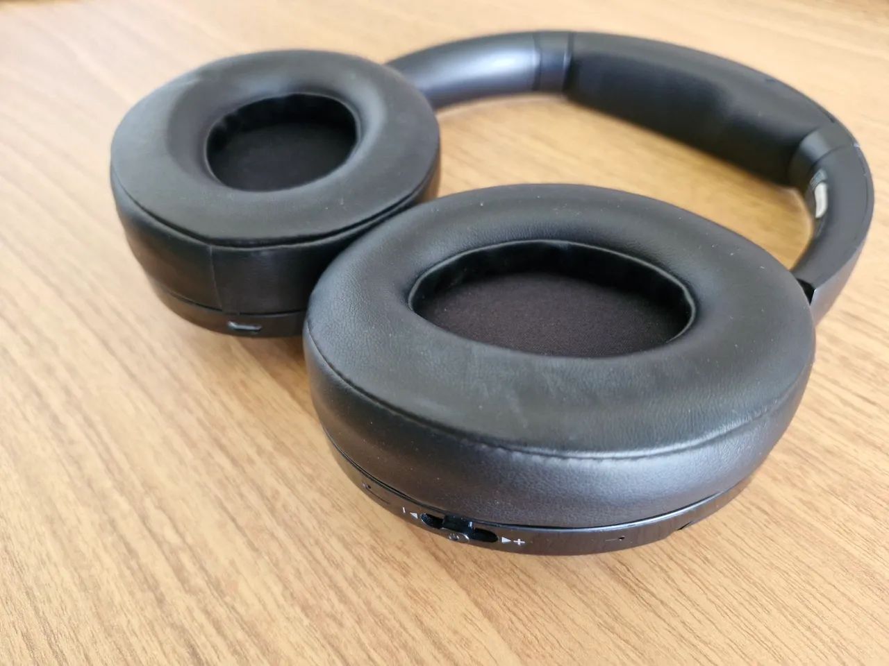 Fone de ouvido bluetooth Hi-Res Philips PH802 na caixa - Foto 5