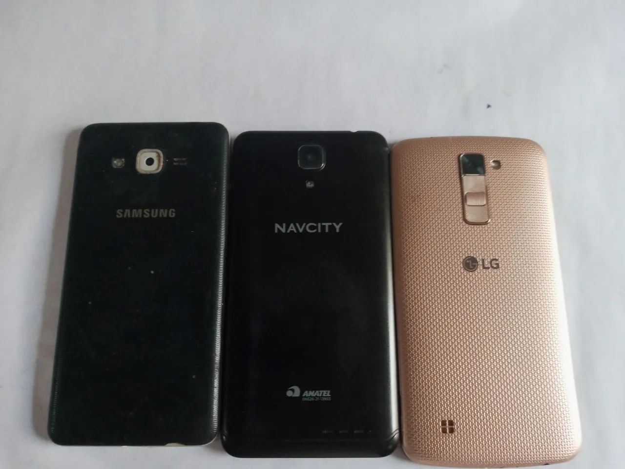Três celulares para arrumar ou tirar peças - Foto 5