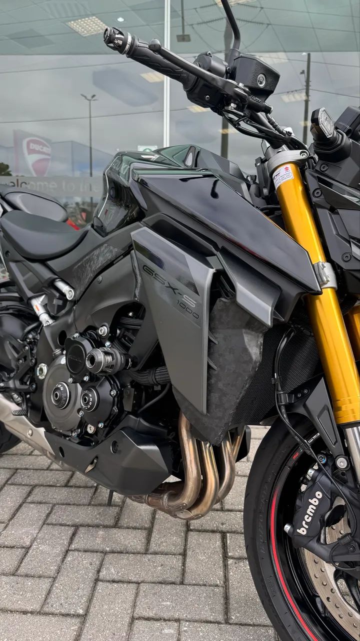SUZUKI GSX-S 1000 - Foto 3