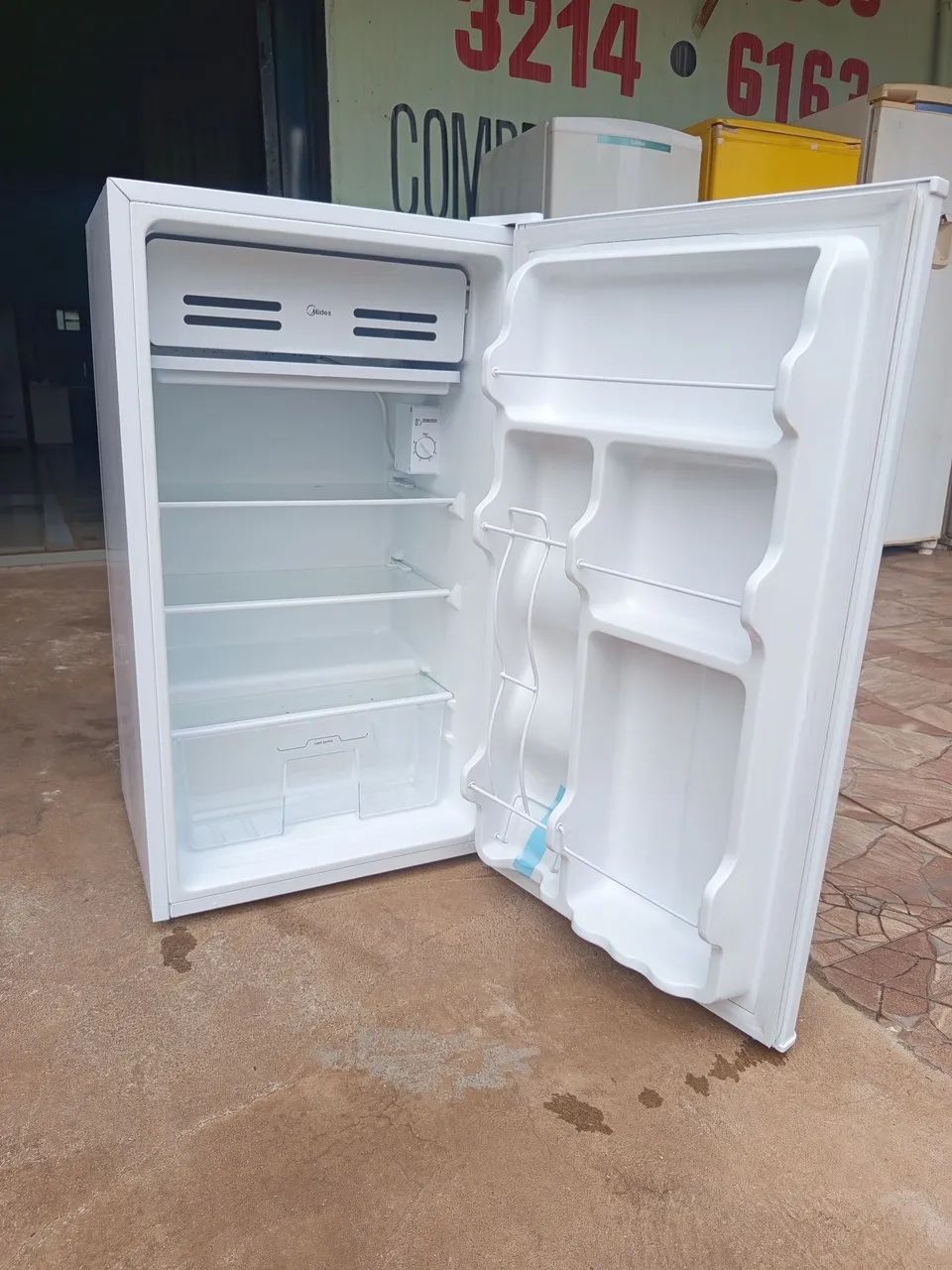 Frigobar Midea 93 L - Foto 2