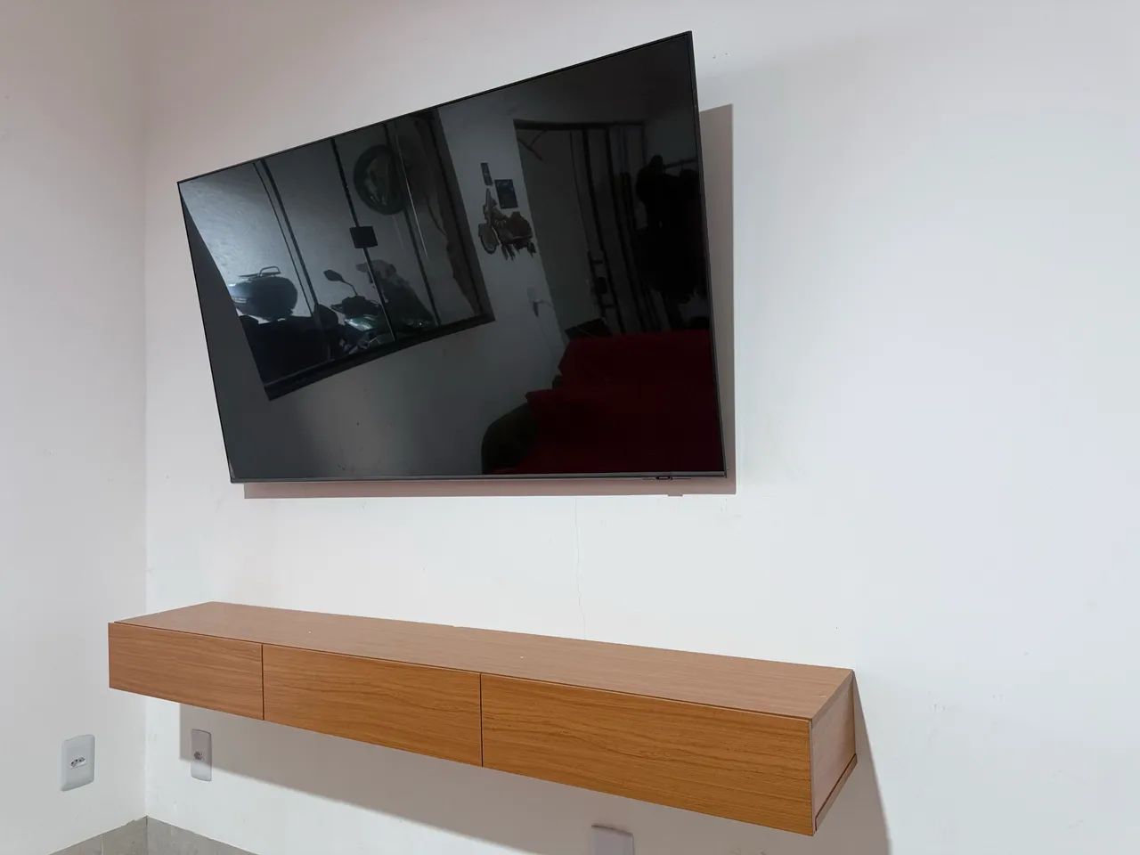 Rack amadeirado aéreo 155cm 