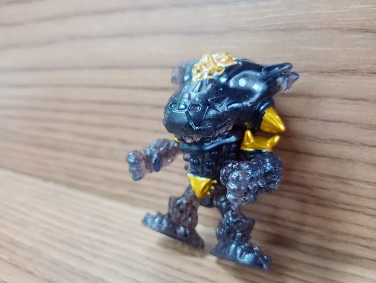 Boneco/personagem Anklox Treasure X Dino Gold - Foto 3