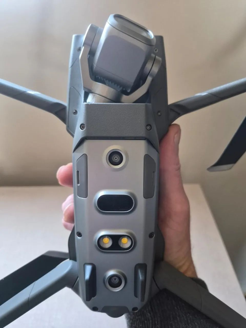 DJI Mavic Pro 2 Combo Fly More - Foto 2