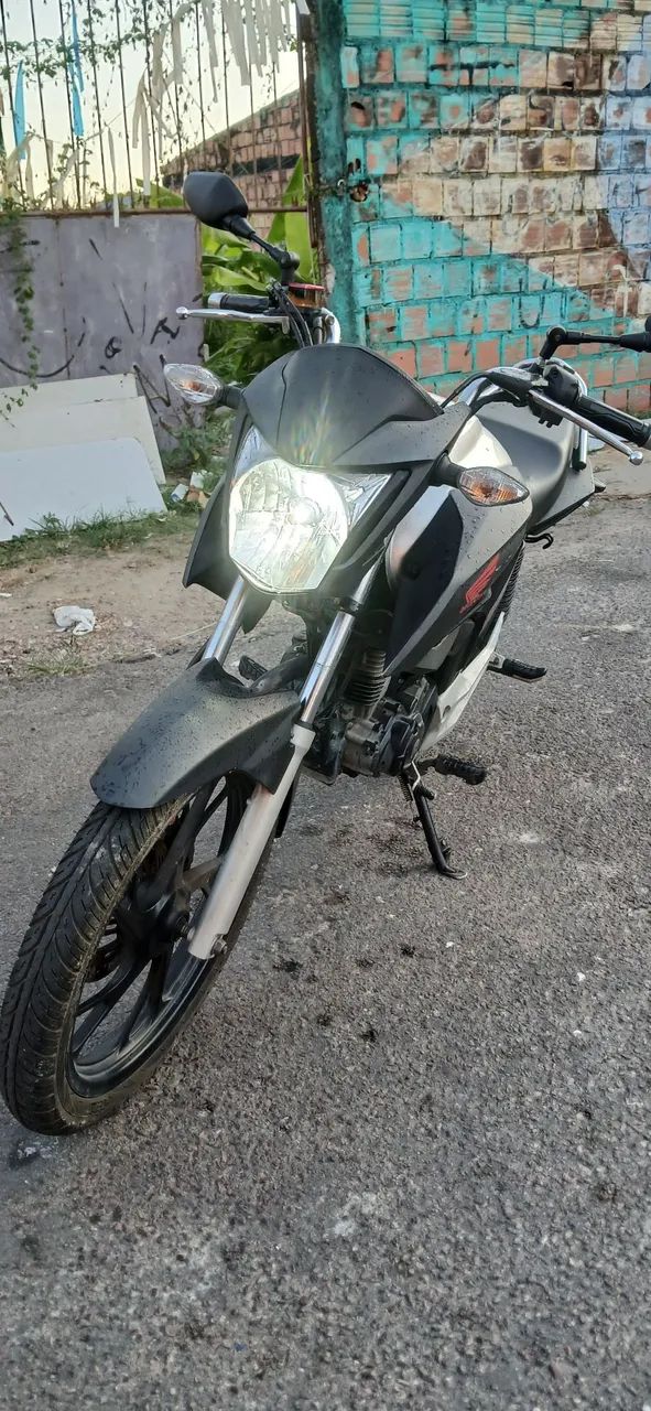 Titan 160