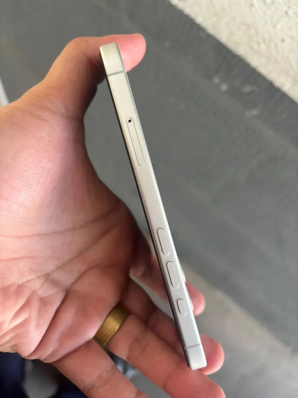 Iphone 16/128gb