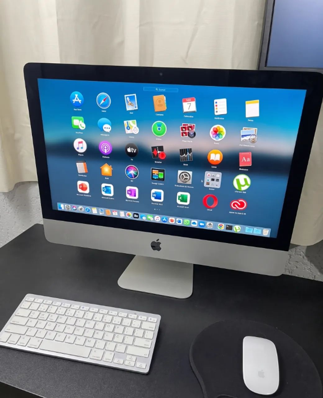 iMac Apple 21.5 - 16GB RAM + 500GB SSD - Computadores e Desktops