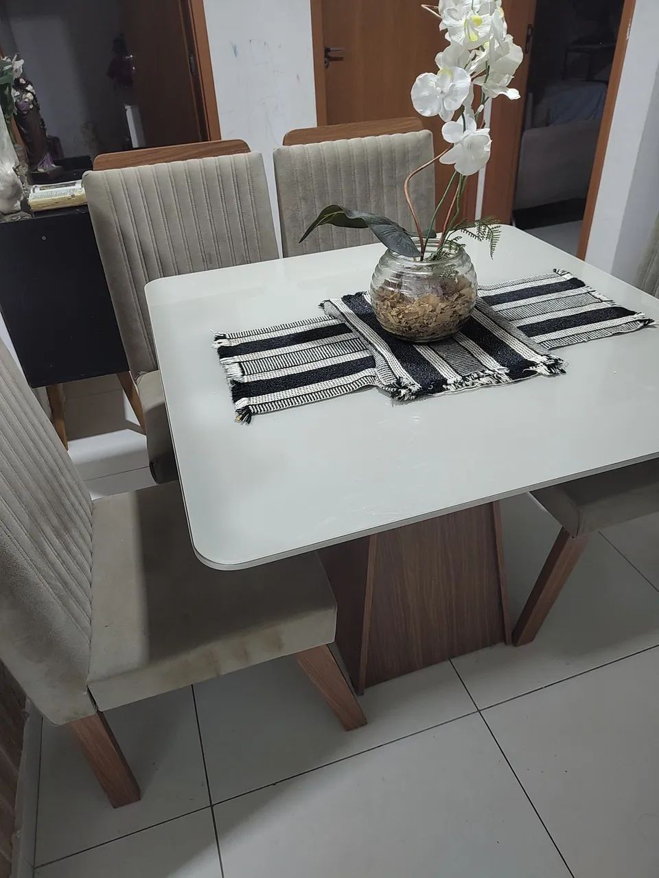 Mesa 4 cadeiras  - Foto 2