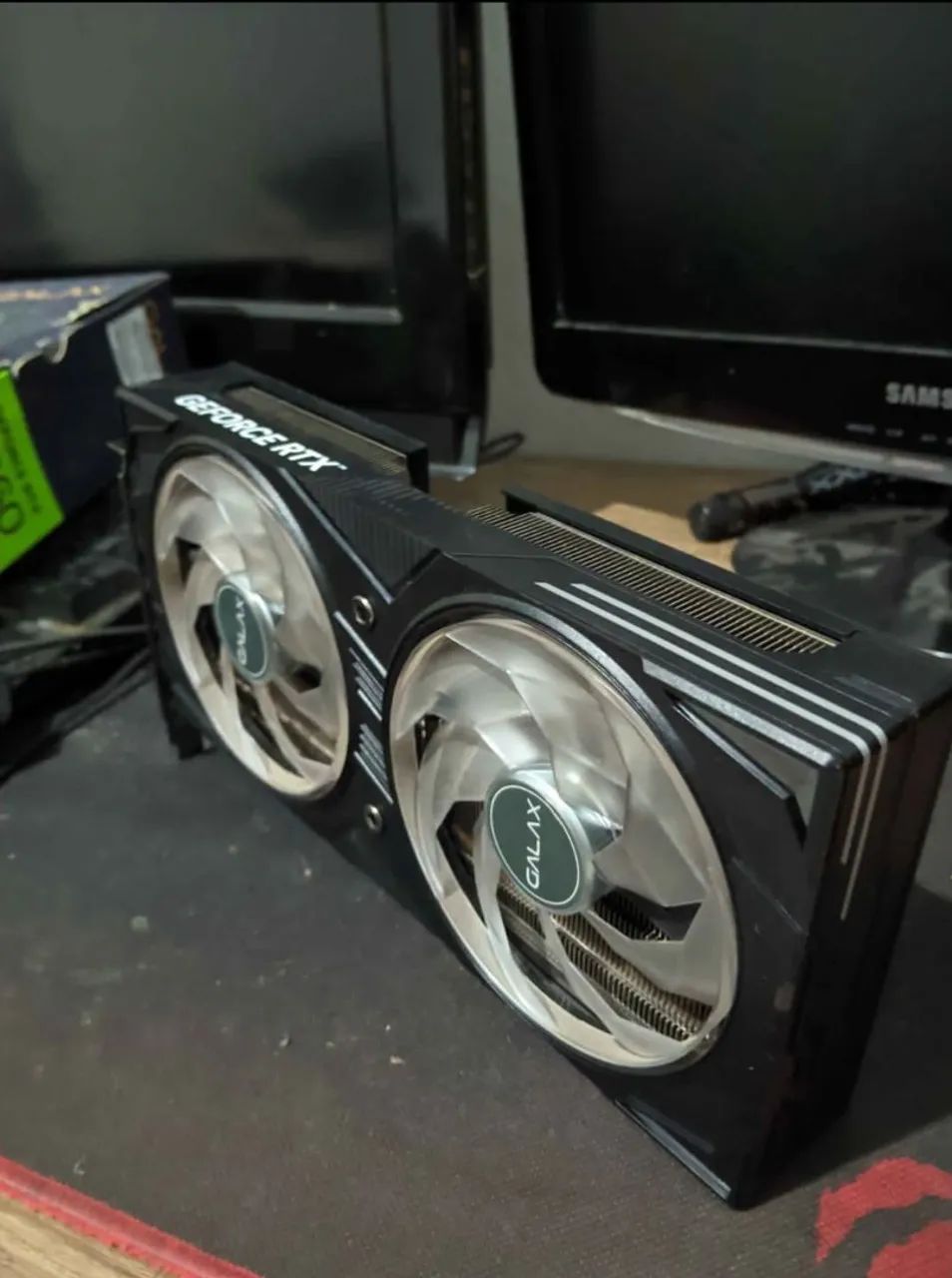 RTX 5060 8GB GALAX EX  - Foto 5