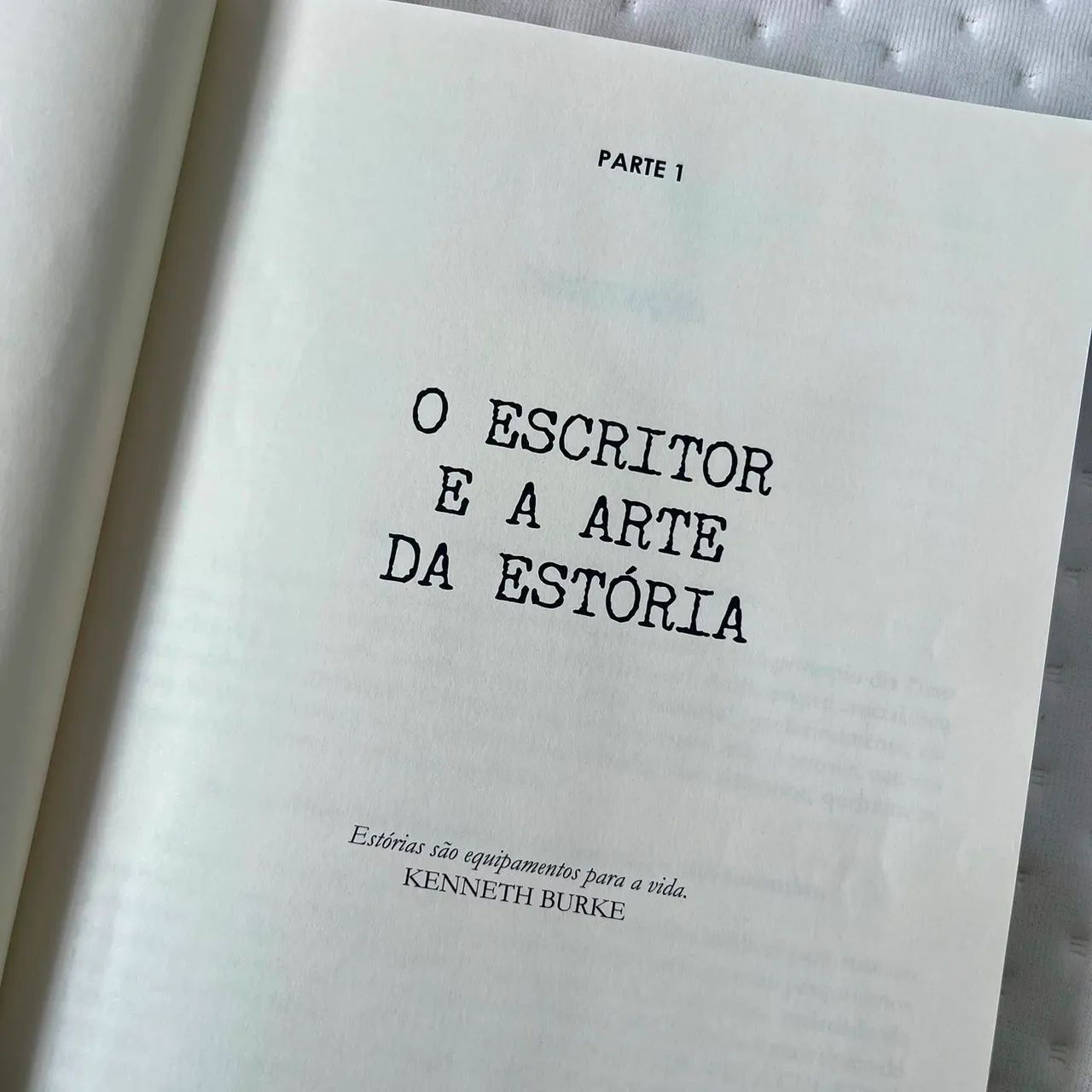 Livro STORY de Robert McKee - Foto 4