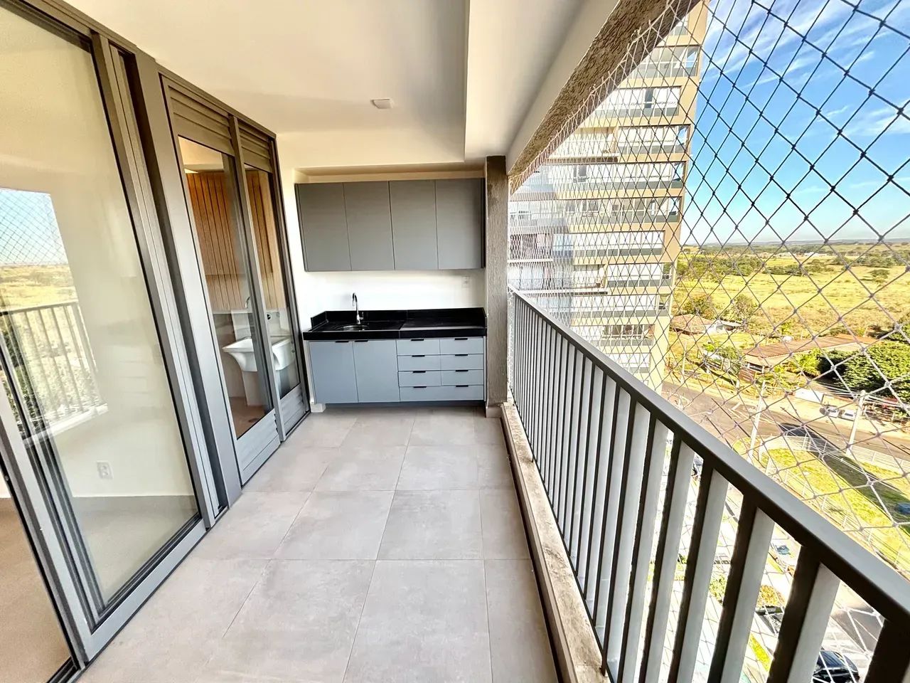 Apartamento no T:me Garetti com 3 Suítes, Andar Alto e Vista Privilegiada  Região do Iguat - Foto 11