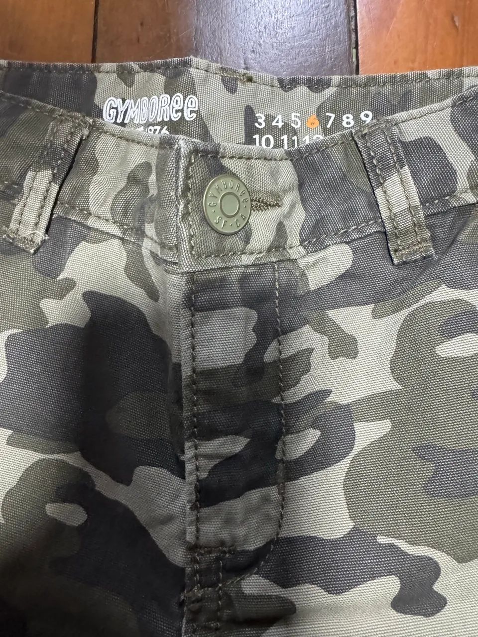 Calça Importada de sarja camuflado 