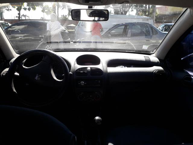 Peugeot 2003