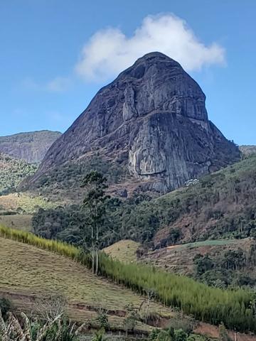 Belíssimo sítio em Pedra Aguda - Bom Jardim - RJ - Foto 2