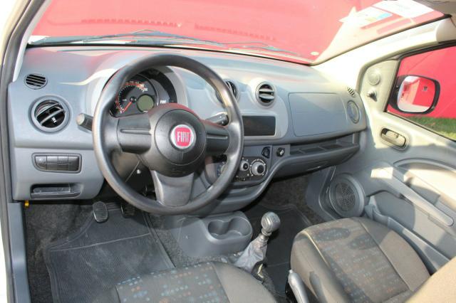 Fiat Fiorino 2018 hard work .1.4 8v. flex manual !52 mil km top de linha !! - Foto 4