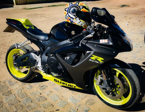 SUZUKI GSX-R 750cc 2008 (SRAD) - Foto 3