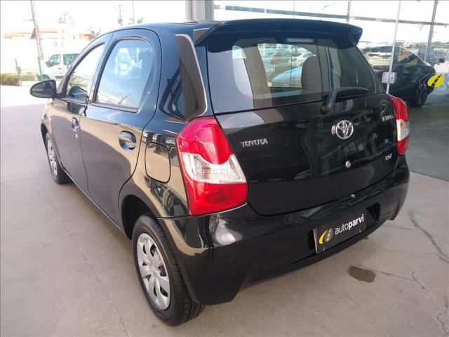 TOYOTA ETIOS 1.3 X 16V FLEX 4P MANUAL - Foto 5