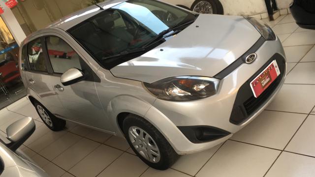 Fiesta hatch 1.0 flex 2011 completo - Foto 4