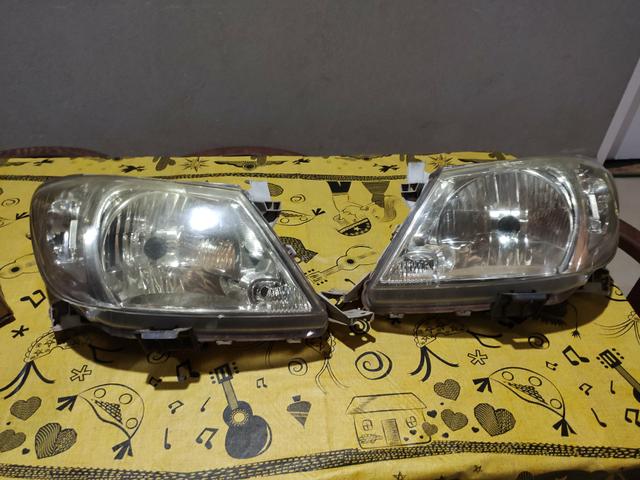 Par farol hilux - Foto 4