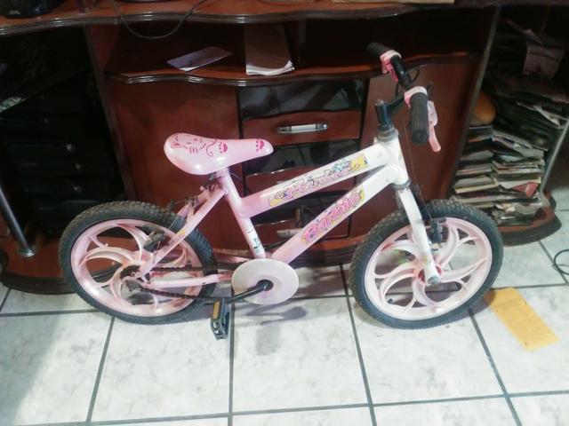 Bicicleta da barbie 150,00