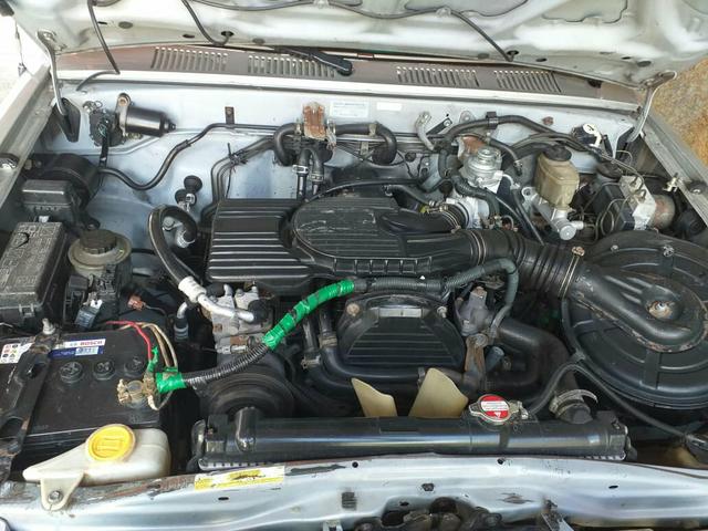 Vendo uma ano 2003 hilux 3.0-TD diesel - Foto 5
