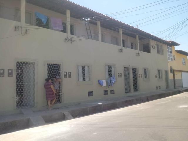Vendo Um Prédio Com 10 Kitnets - Foto 2