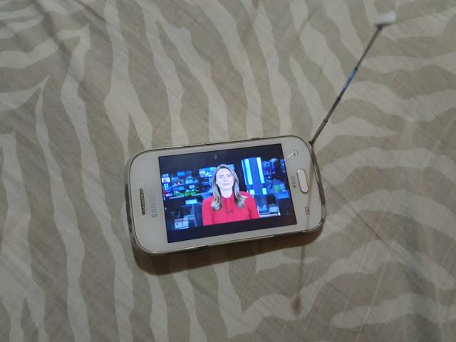 Samsung Galaxy Young Plus Duos TV - Foto 4