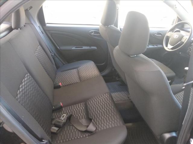 TOYOTA ETIOS 1.3 X 16V FLEX 4P MANUAL - Foto 6