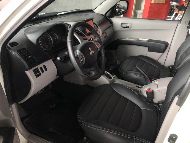 L200 TRITON 2013 3.2 HPE 4x4 automática EXTRA - Foto 6