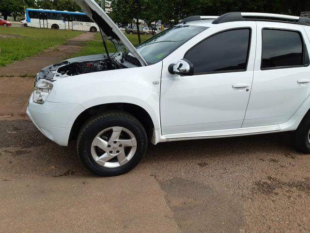 Duster 2013, 1.6 Cambio Manual - Foto 9