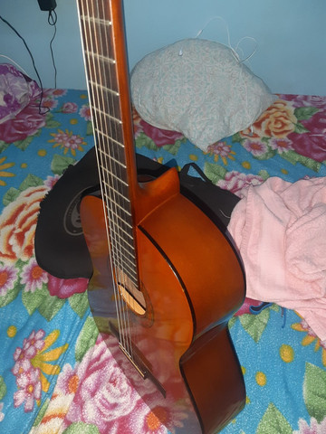troco por guitarra ou vendo - Foto 2