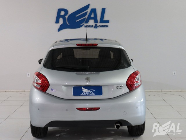 Peugeot 208 Griffe 1.6 AUT Completo Financiamos Em Até 60X Sem Nada De Entrada - Foto 5