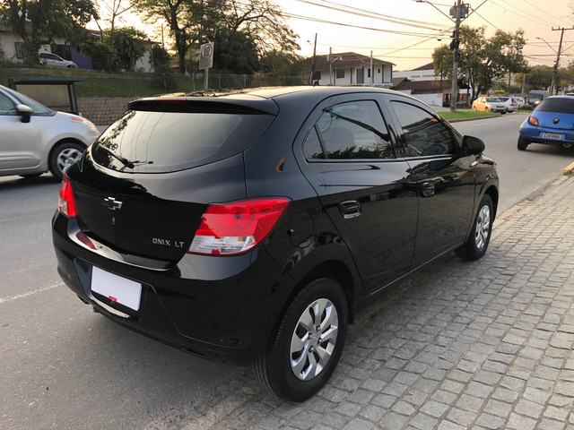 Ônix LT 1.0 2015 Completo - Foto 3