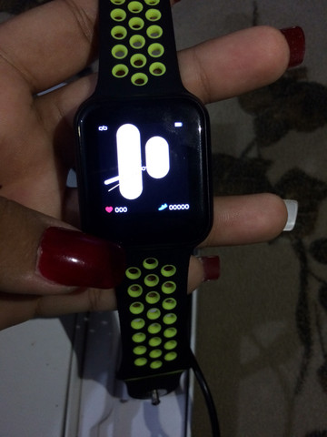 Relógio smartwatch F8 inteligente WearFit 2.0 preto - Foto 2