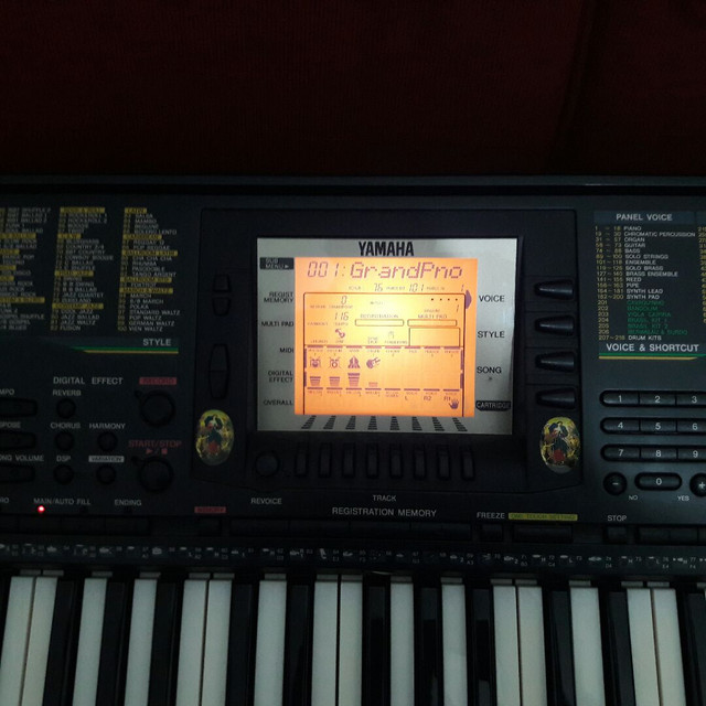 Teclado Yamaha PSR B50 - Foto 3