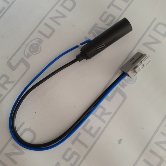Adaptador de antena. P/ Honda quadrado fêmea.  Novo.