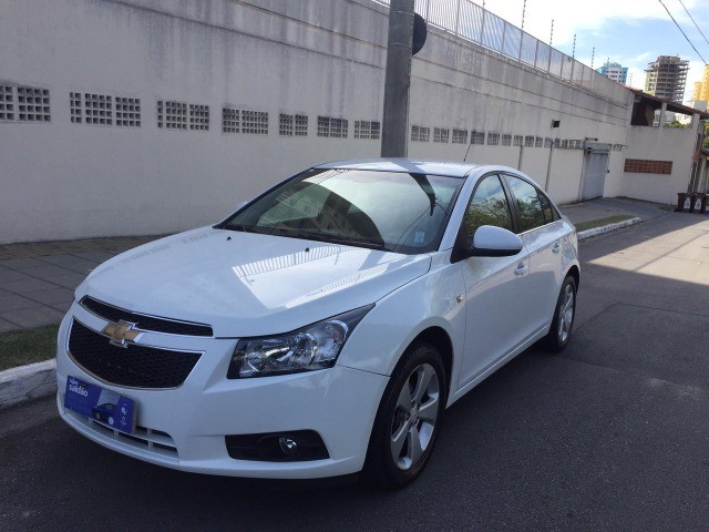 CRUZE 1.8 LT AUT.