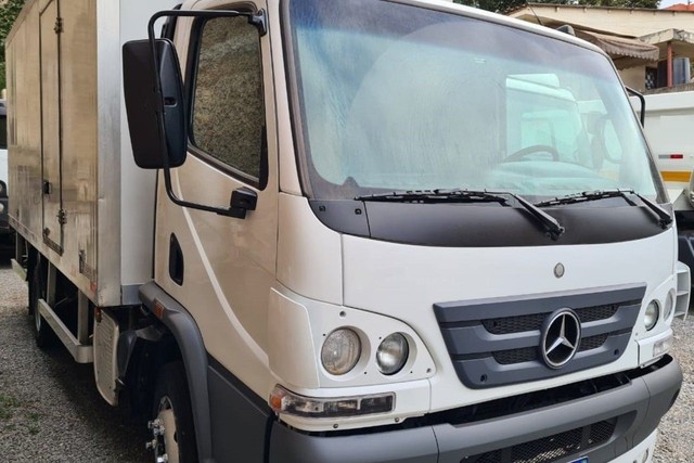 MERCEDES-BENZ 815 BAÚ REFRIGERADA 2014