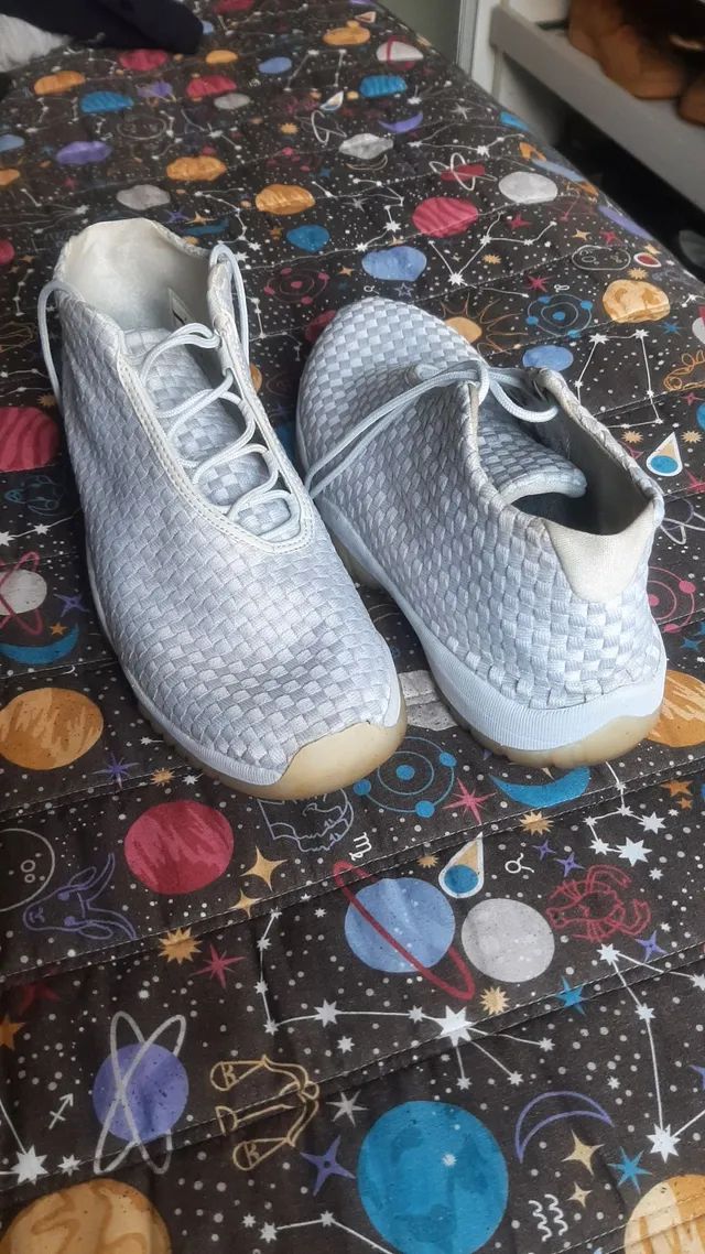 air jordan future platinum