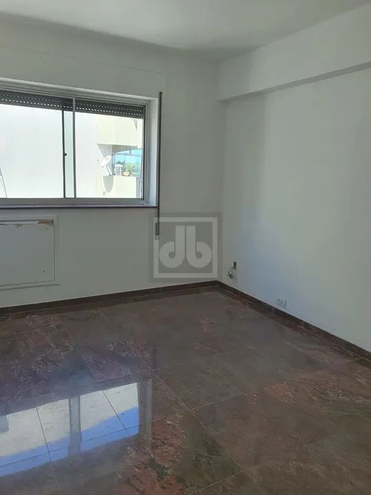 Leblon, Condomínio de Luxo, Varandão, 3 qartos, Reformado , 3 Vagas. - Foto 13