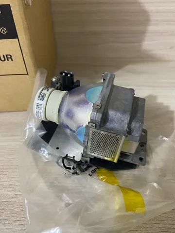 Lâmpada Projetor Sony Vpl-es7 Vpl-ex7 Ex7+ Ex70 Lmp-e191 - Foto 3