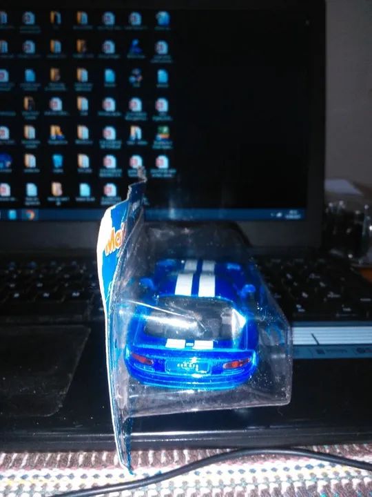 Miniatura Carro Dodge Viper GTS - Maisto Escala 1:39 - Foto 2