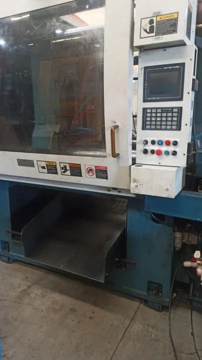 máquina injetora de plásticos - Foto 5