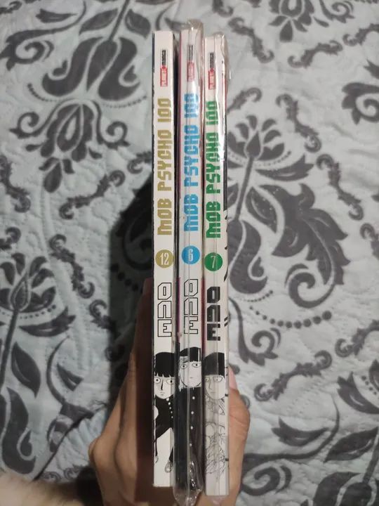 Coleção Mangá Mob Psycho 100 - Vol. 6 , 7 e 12 - Foto 2