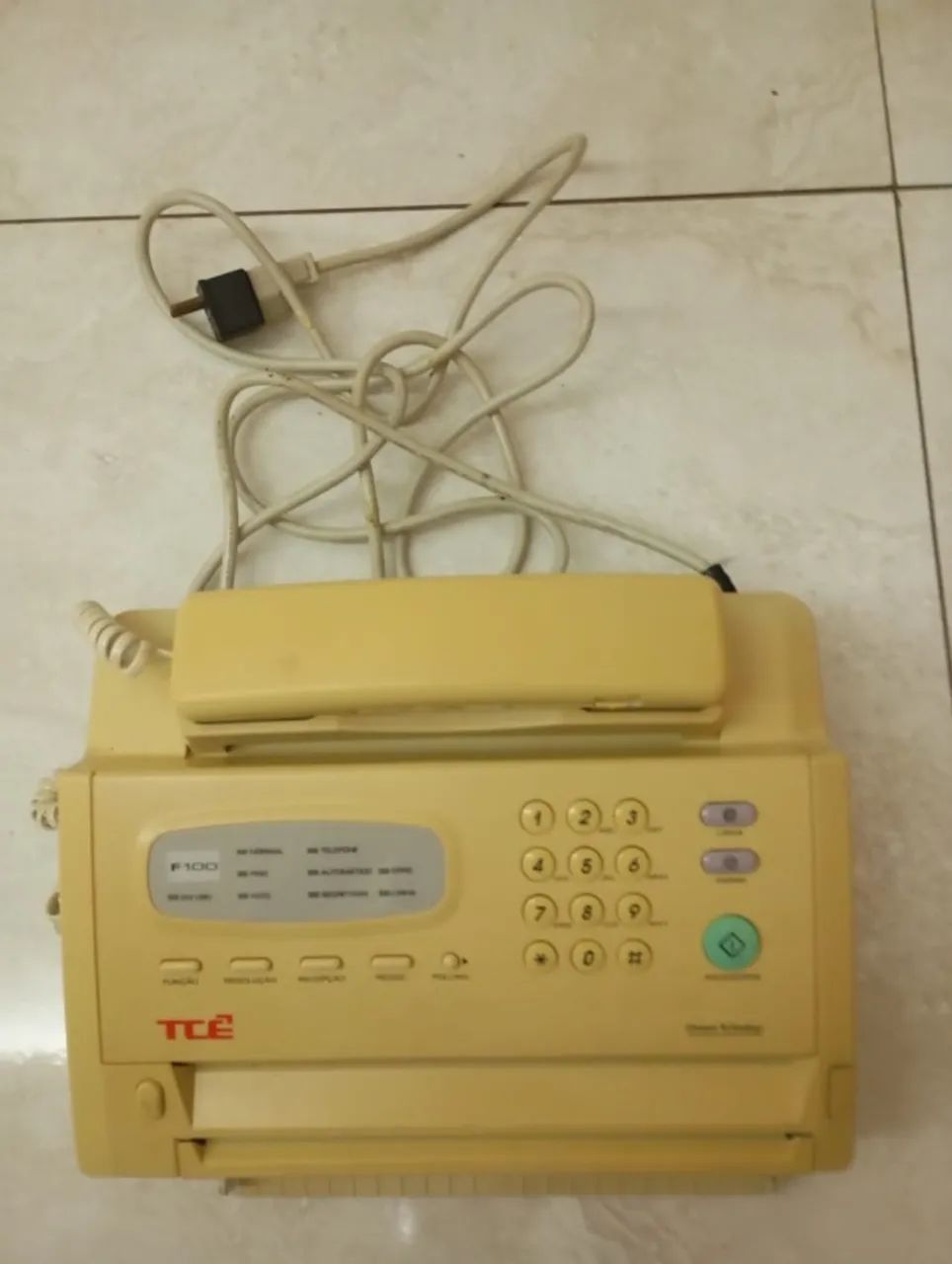 Fax F 100