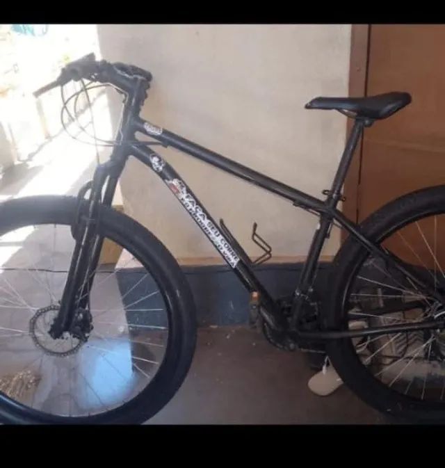 Bike semi nova freio a disco aro 29