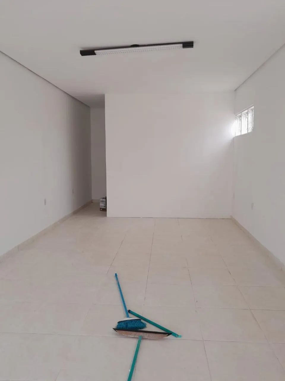 Sala Comercial 05 X-27 - Foto 4