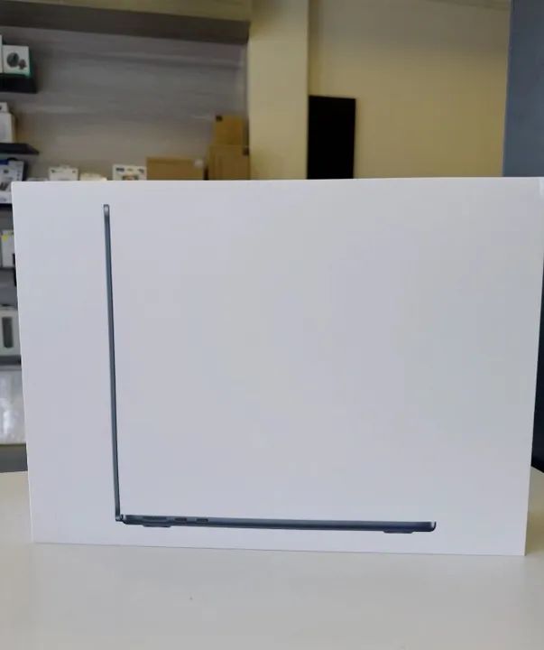 MACBOOK AIR 13 INCH 2024