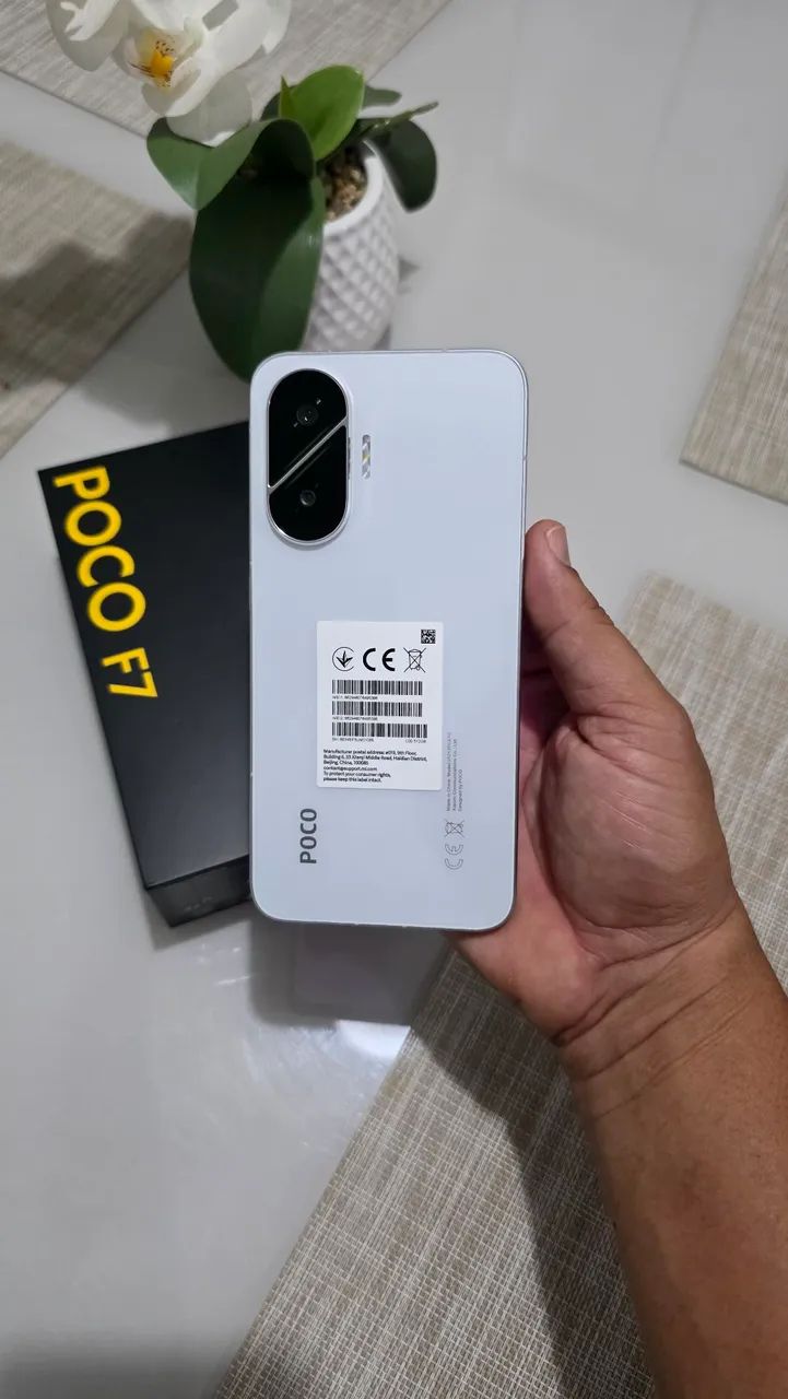 POCO F7 (Novo) 512Gb/ 12Gb de RAM - Celulares e Smartphones