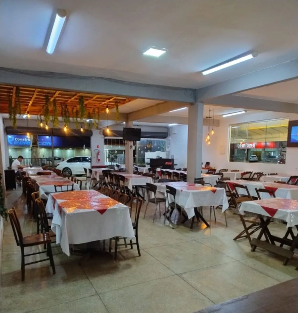 Vendo Pizzaria 15 anos funcionando com excelente Clientela 